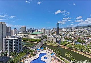 Waikiki Landmark Condo