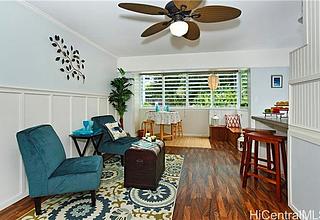 Diamond Head Plaza Condo