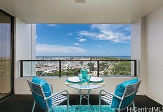 Yacht Harbor Towers Condo