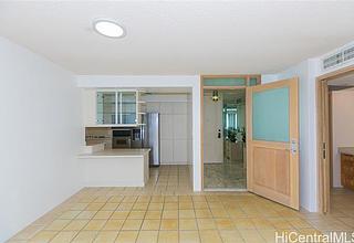 Yacht Harbor Towers Condo