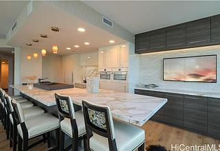 Allure Waikiki Condo