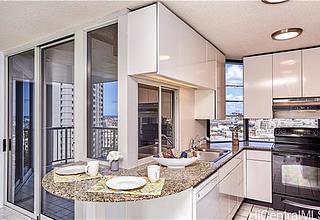 Honolulu Park Place Condo