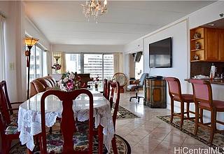 Ilikai Apt Bldg Condo