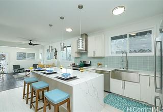 Manoa Home