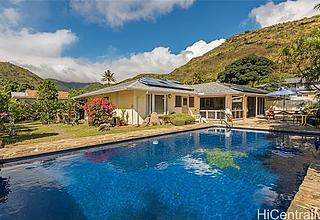 Niu Valley Home