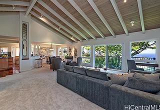 Hawaii Loa Ridge Home