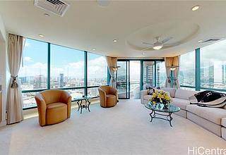 Waikiki Landmark Condo