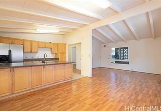 Halawa Rental