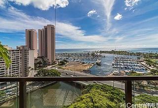 Ala Moana Rental