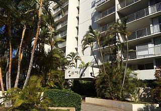 Pearl 2 Condo