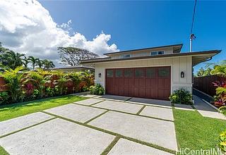 Kalaheo Hillside Home