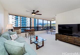 Royal Capitol Plaza Condo