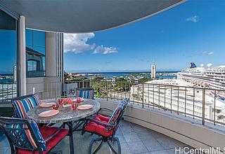 Harbor Court Condo