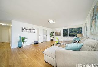 Manoa-upper Home