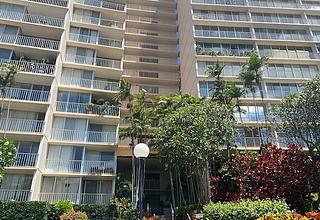 Makaha Valley Towers Condo