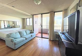 Royal Kuhio Condo