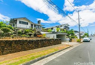 Moanalua Gardens Home