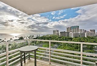 Trump Tower Waikiki Condo