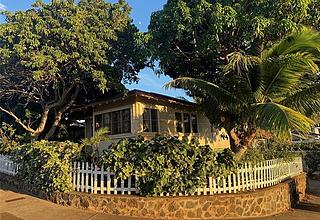 Kapahulu Home