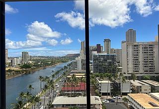 Hawaiian Monarch Condo