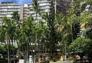 Makaha Valley Towers Condo