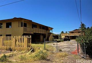 Molokai Central Home