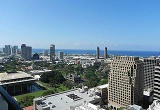 The Pinnacle Honolulu Condo