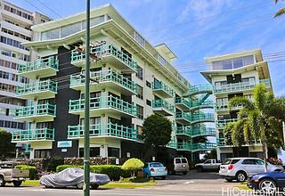 Diamond Head Ambassador B Condo